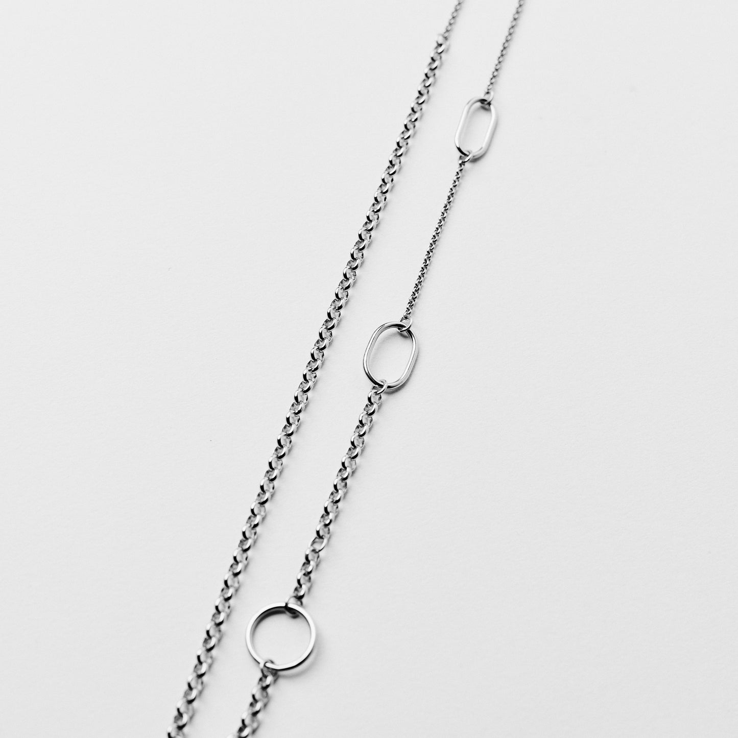 CRUSH NECKLACE - long changing chain